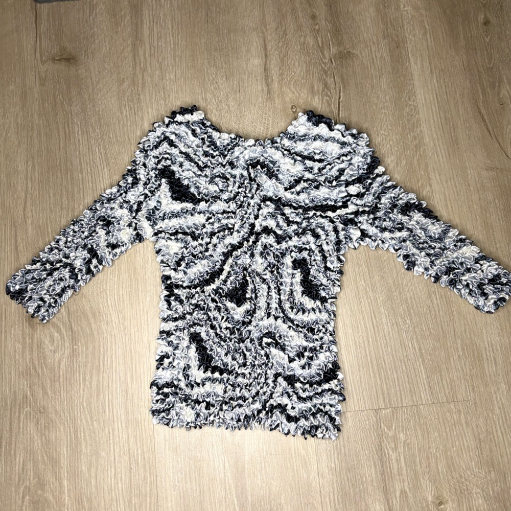 Vintage Y2K bubble shirt